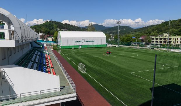 Фотография Футбольное поле «ЛОО-АРЕНА»